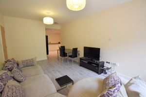 Lounge/Diner- click for photo gallery